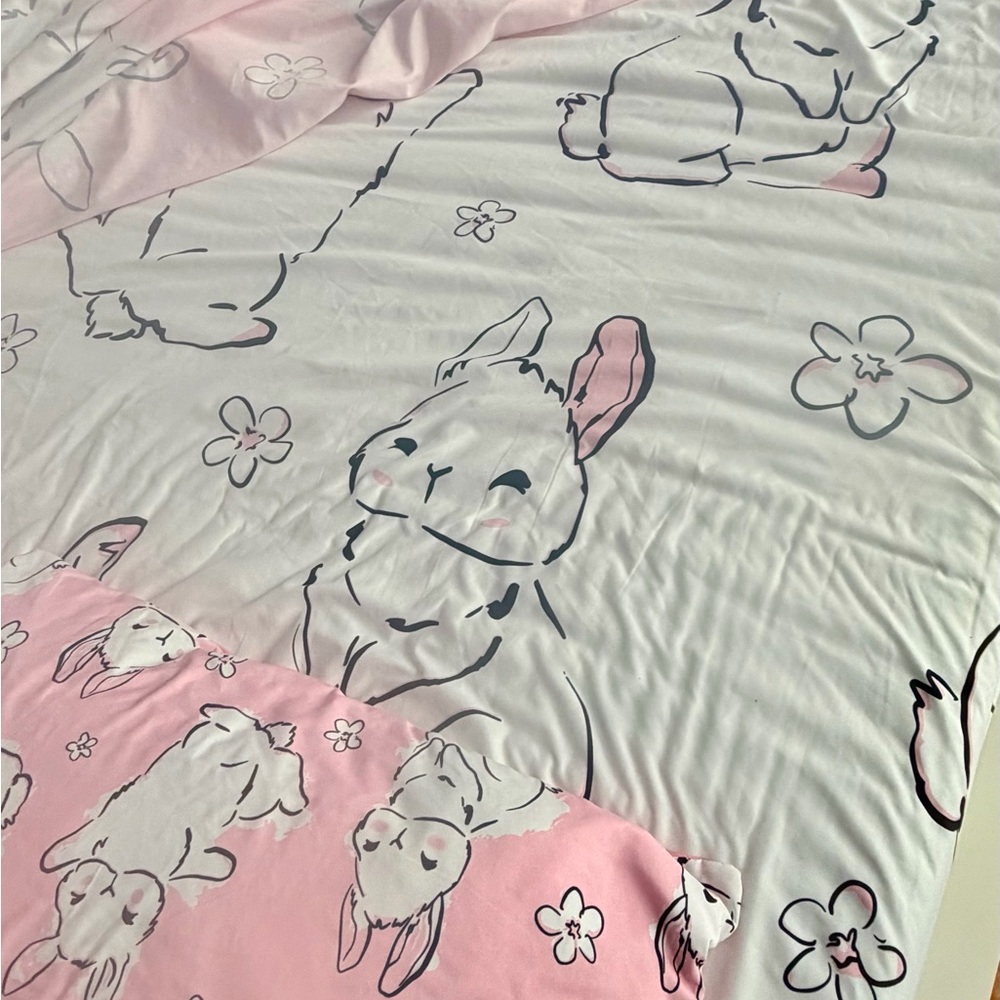 Cute Pink Bunny Bedding Set - Picture 3 of 7